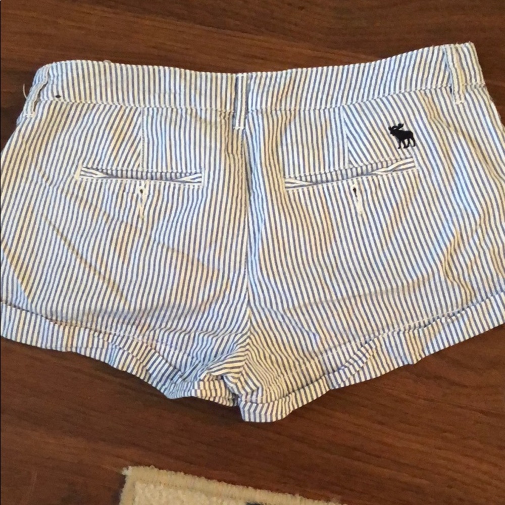 Shorts - Picture 2 of 2